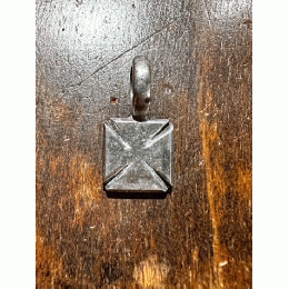STOP LIGHT MINI IRON CROSS TOP