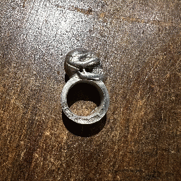 STOP LIGHT Skull Ring K18