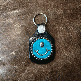 STOP LIGHT studs keyring smile blue