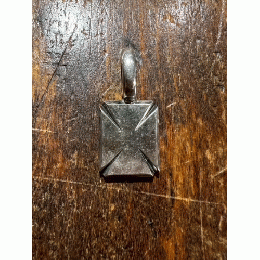STOP LIGHT iron cross top