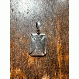 STOP LIGHT MINI IRON CROSS TOP